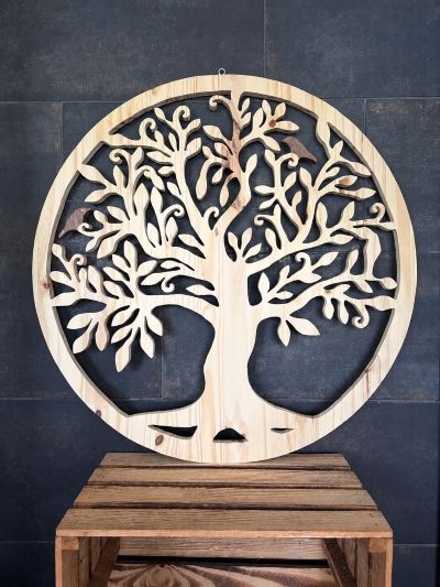 Arbre de vie en bois avec contour – Image 3